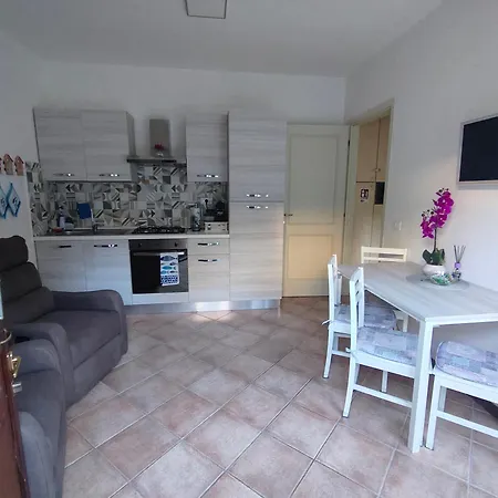 Aura Del Di Apartment Piediluco