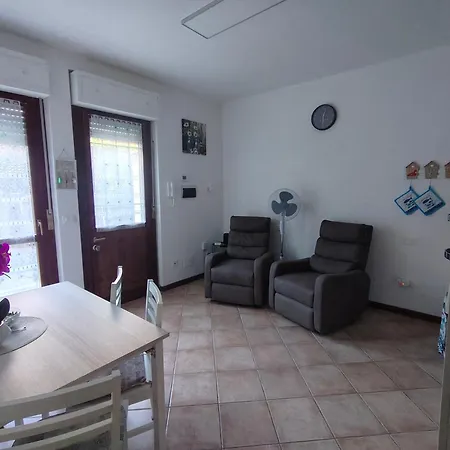 Apartment Aura Del Di